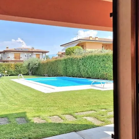 Volta Pool&beach