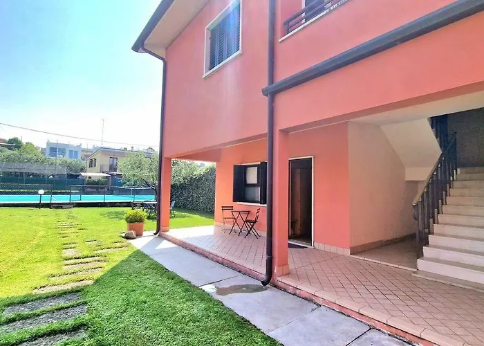 Апартаменти Volta Pool&beach Бардоліно